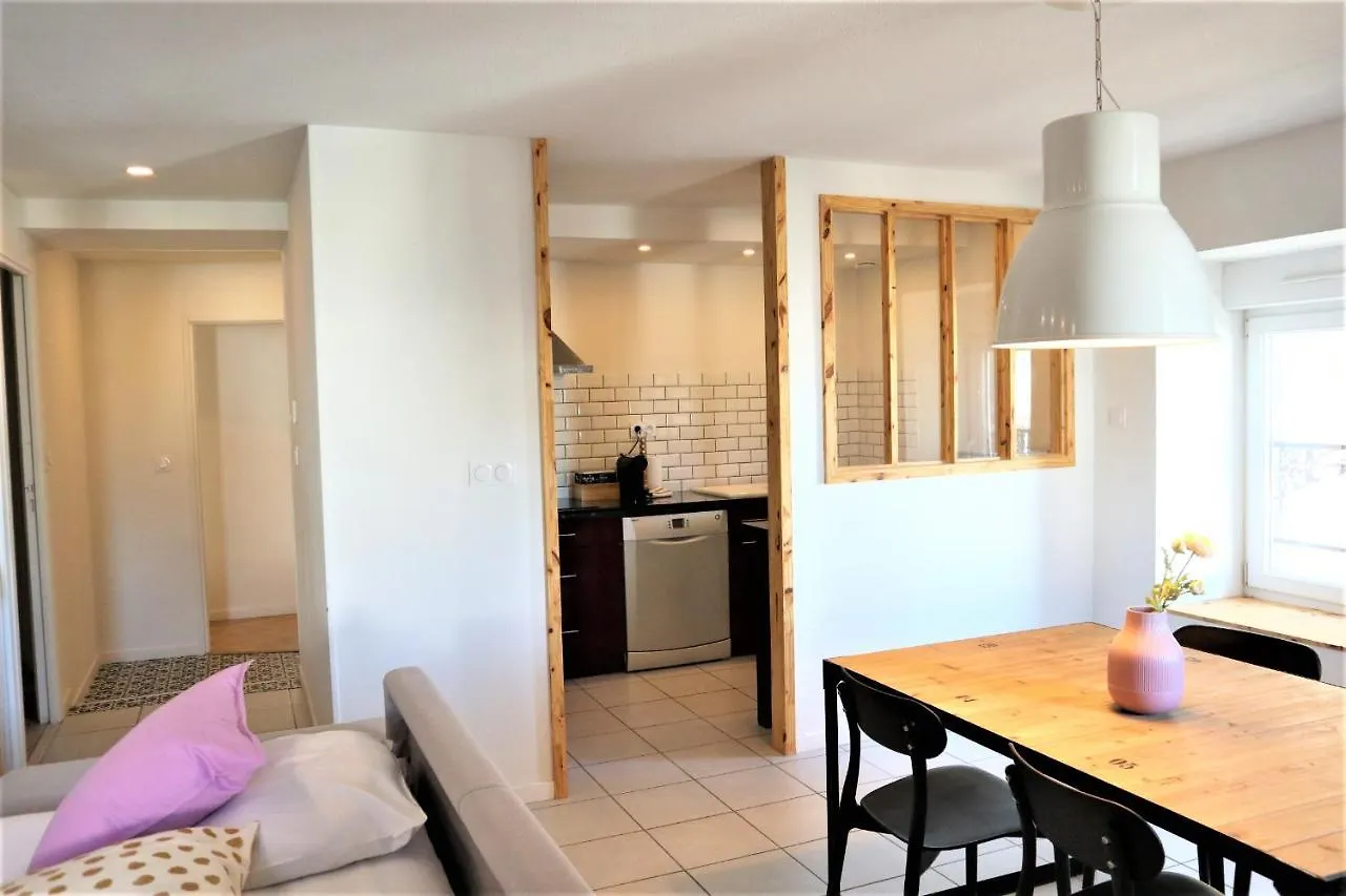 Apartment 5 Mn Zenith Grande Halle Auvergne,Pied De Gergovie,Garage,Netflix Romagnat France